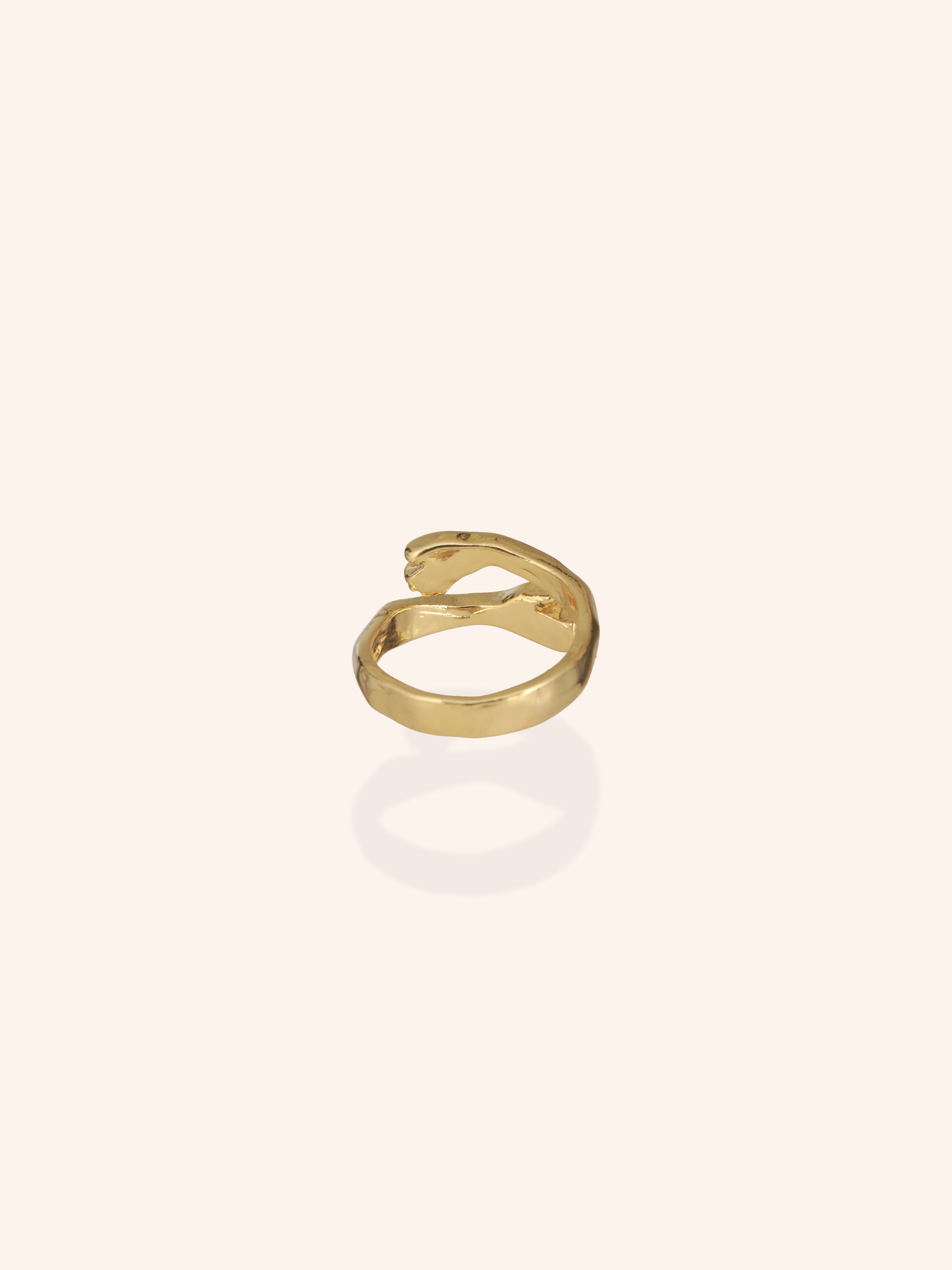 Hug Me Ring