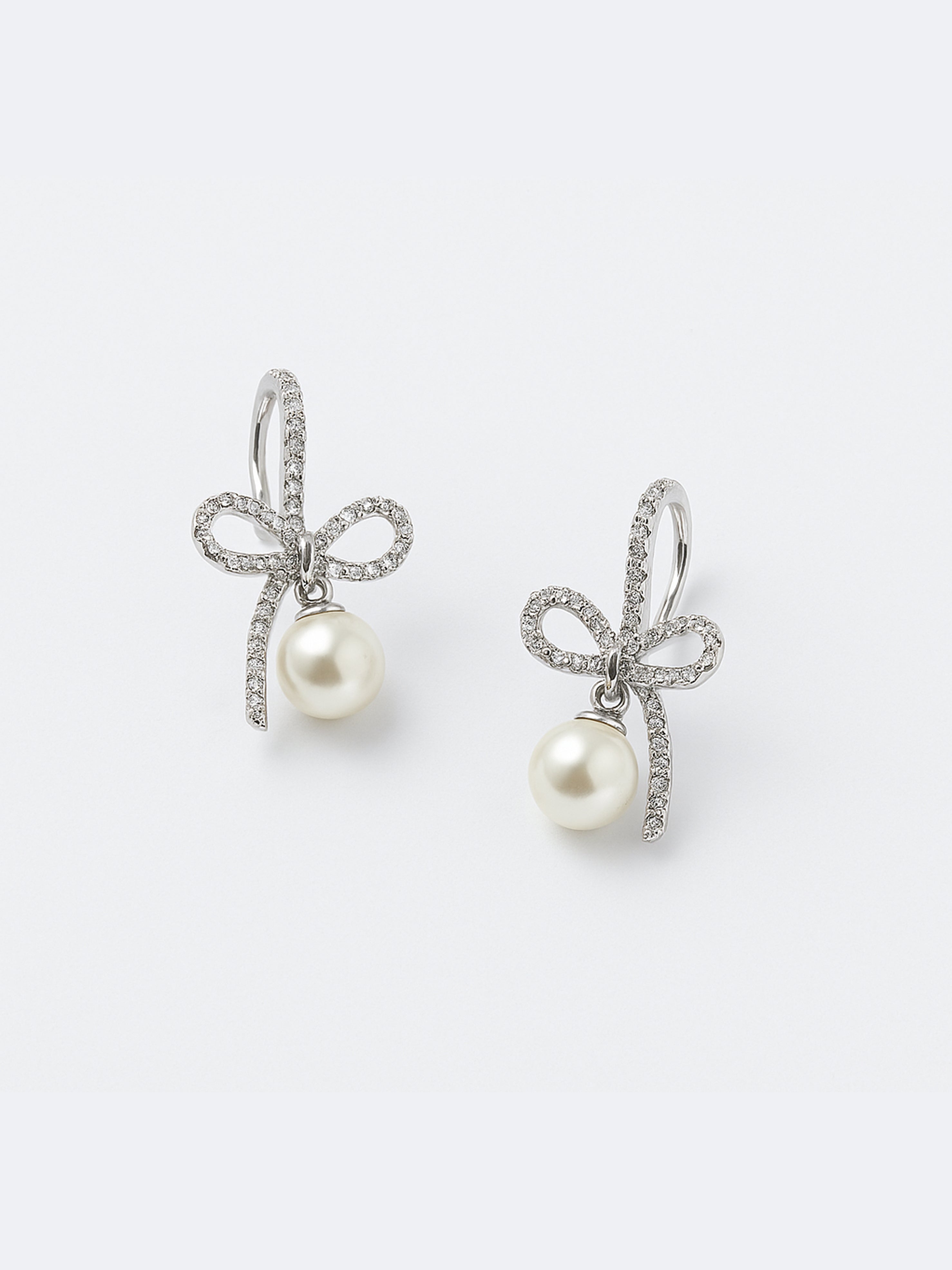 Pearl Knot Earring