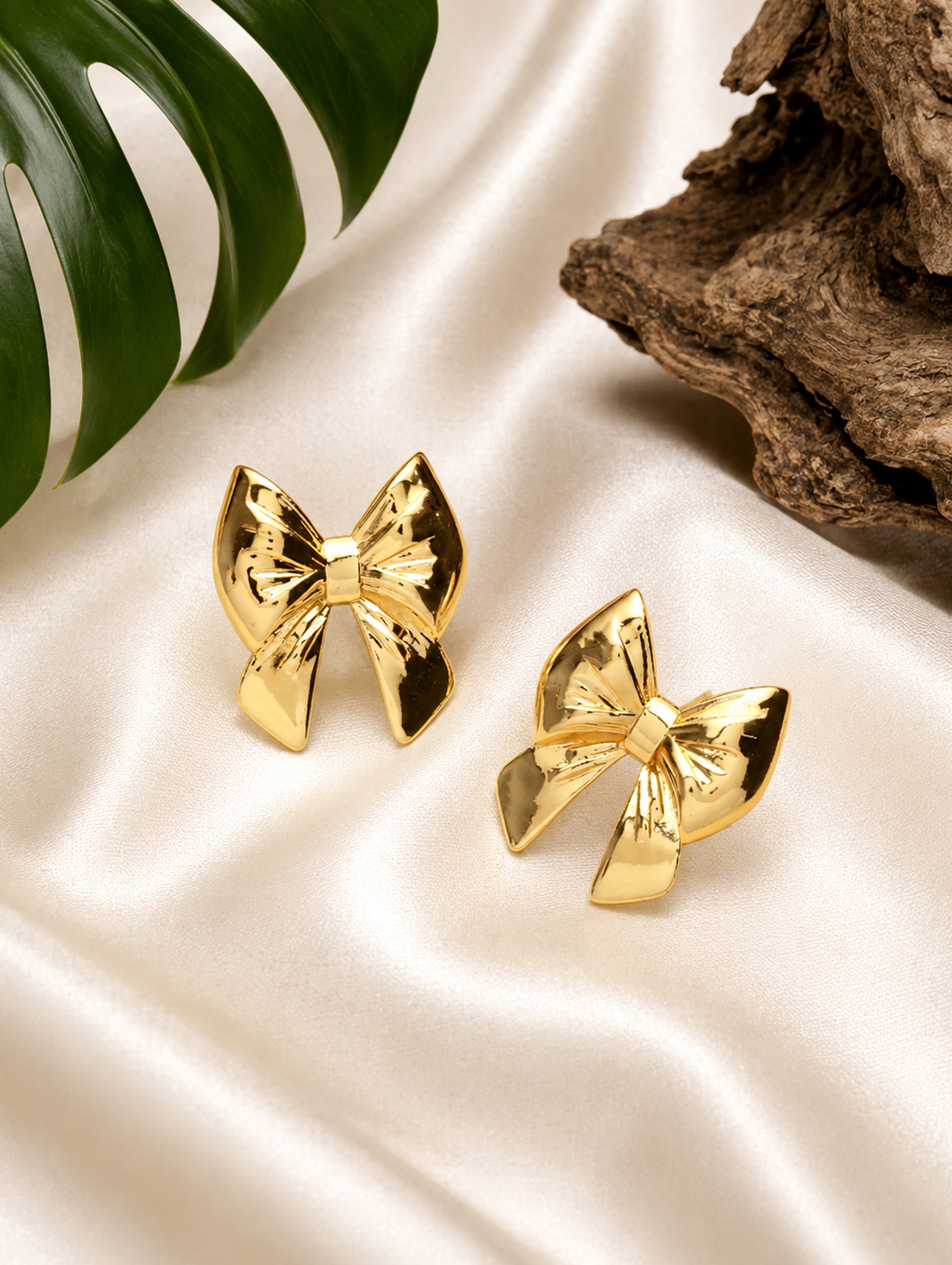 Goldie Bow Studs