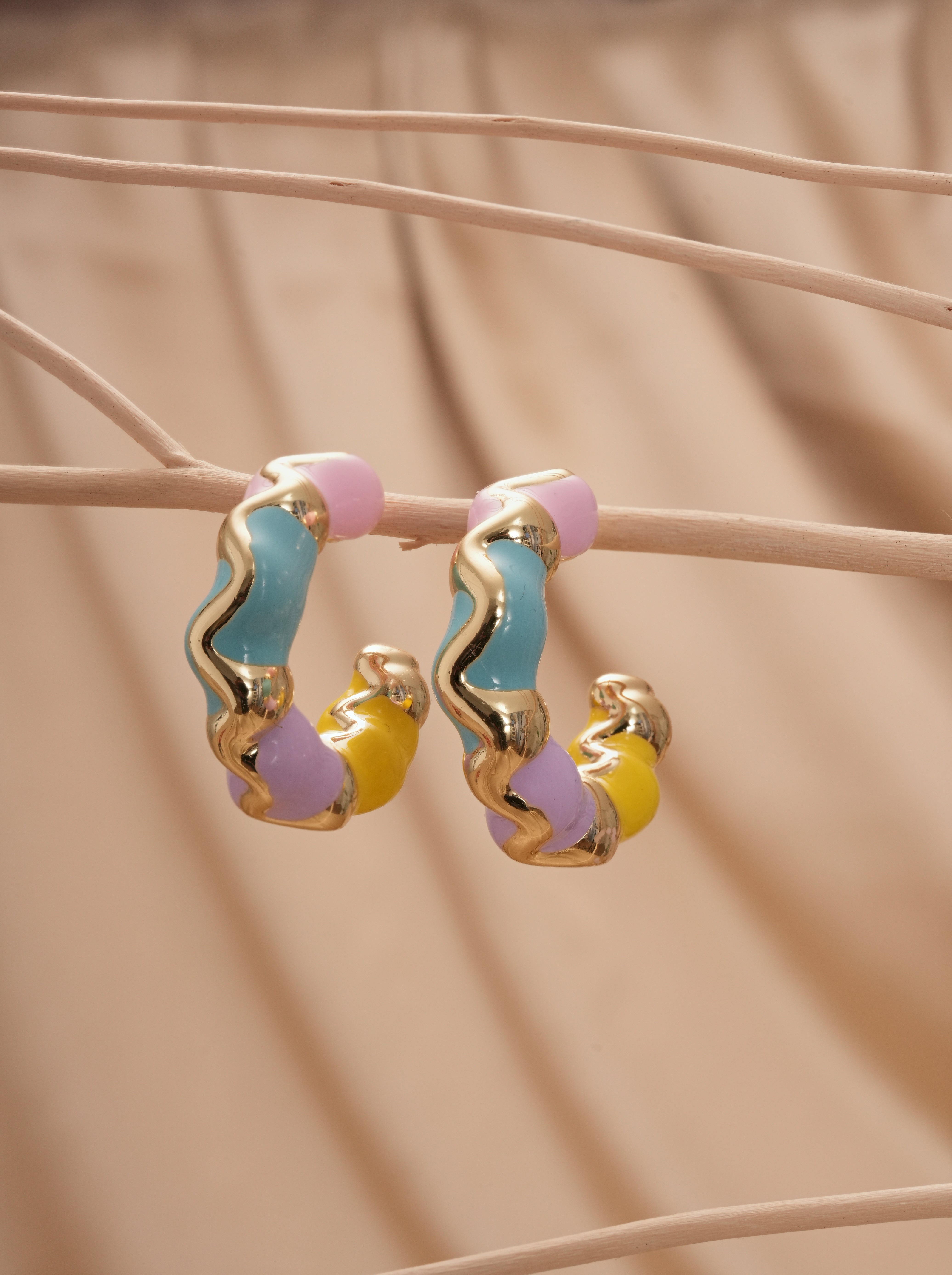 Lunara Wave Hoops