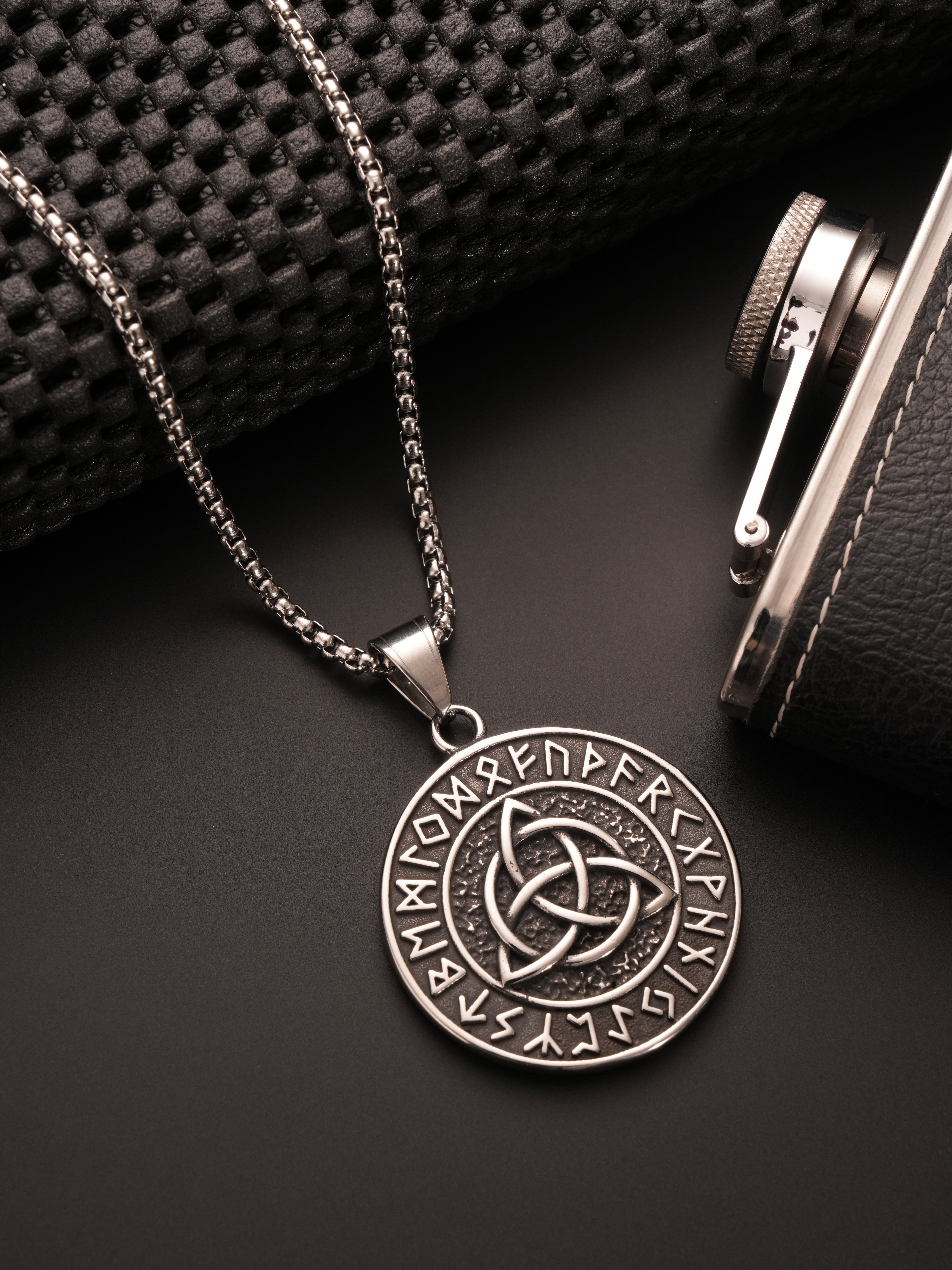 Runes of Valor Pendant