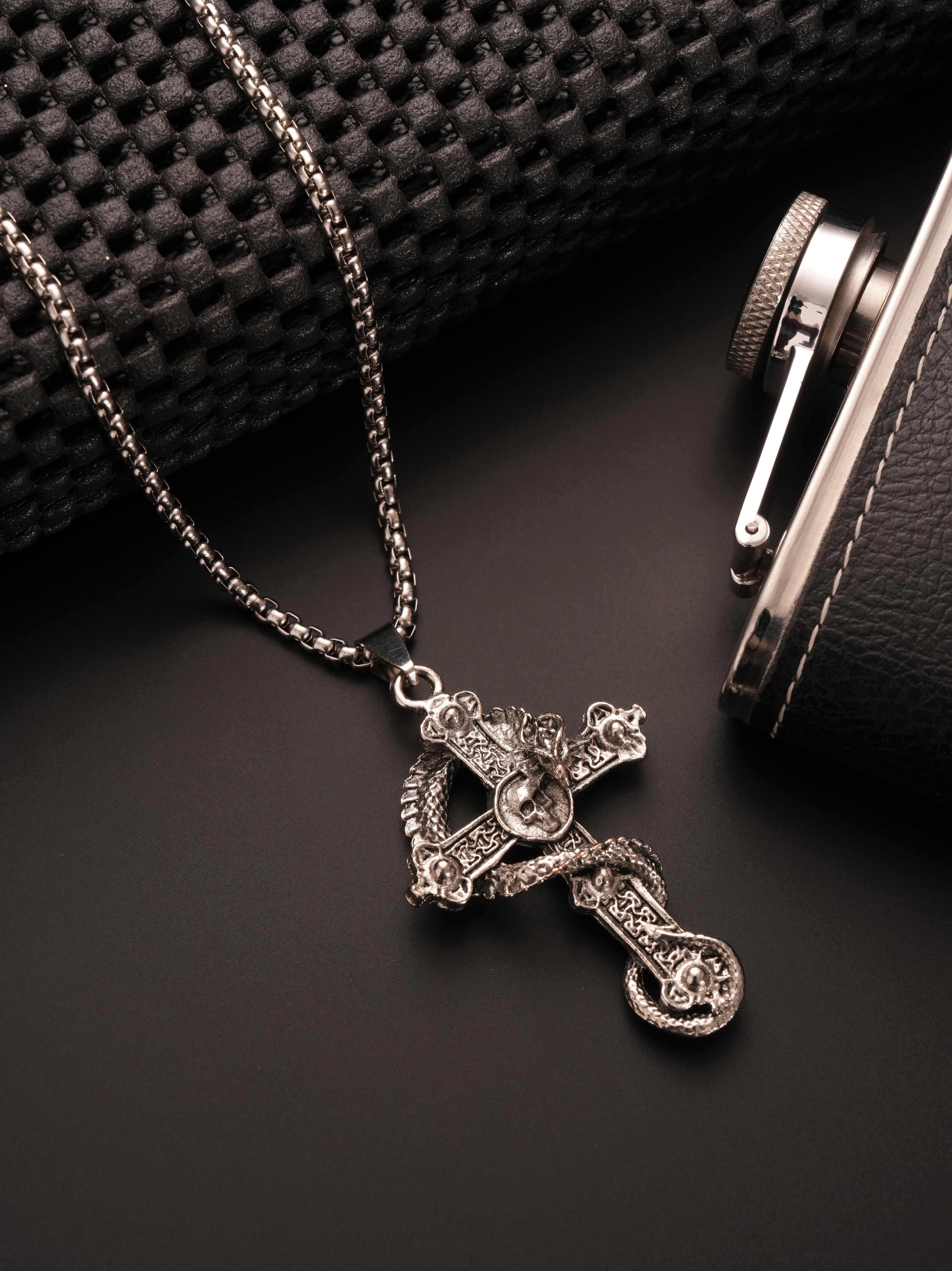 Serpent Oath Pendant