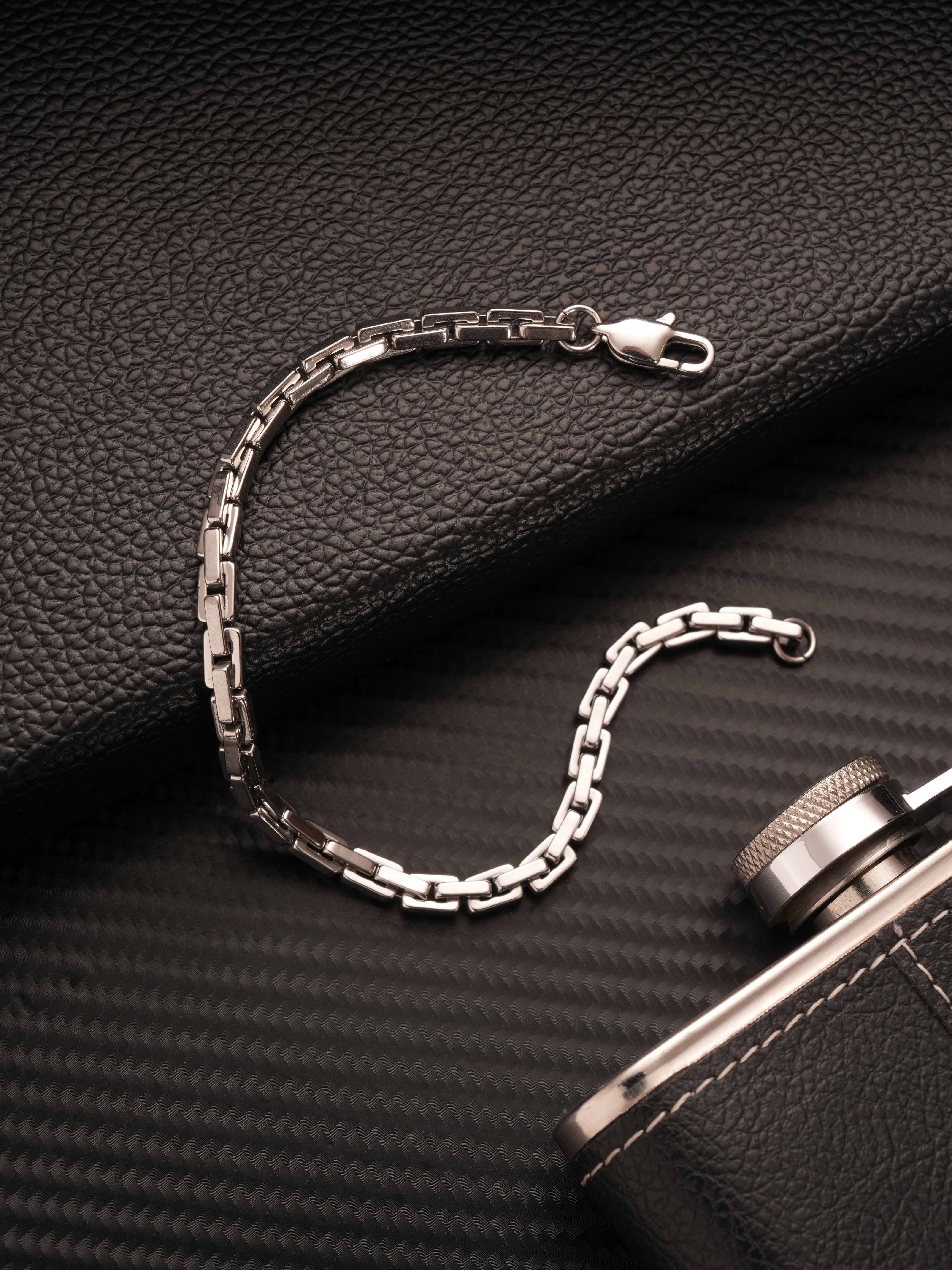 Linear Link Bracelet- Silver