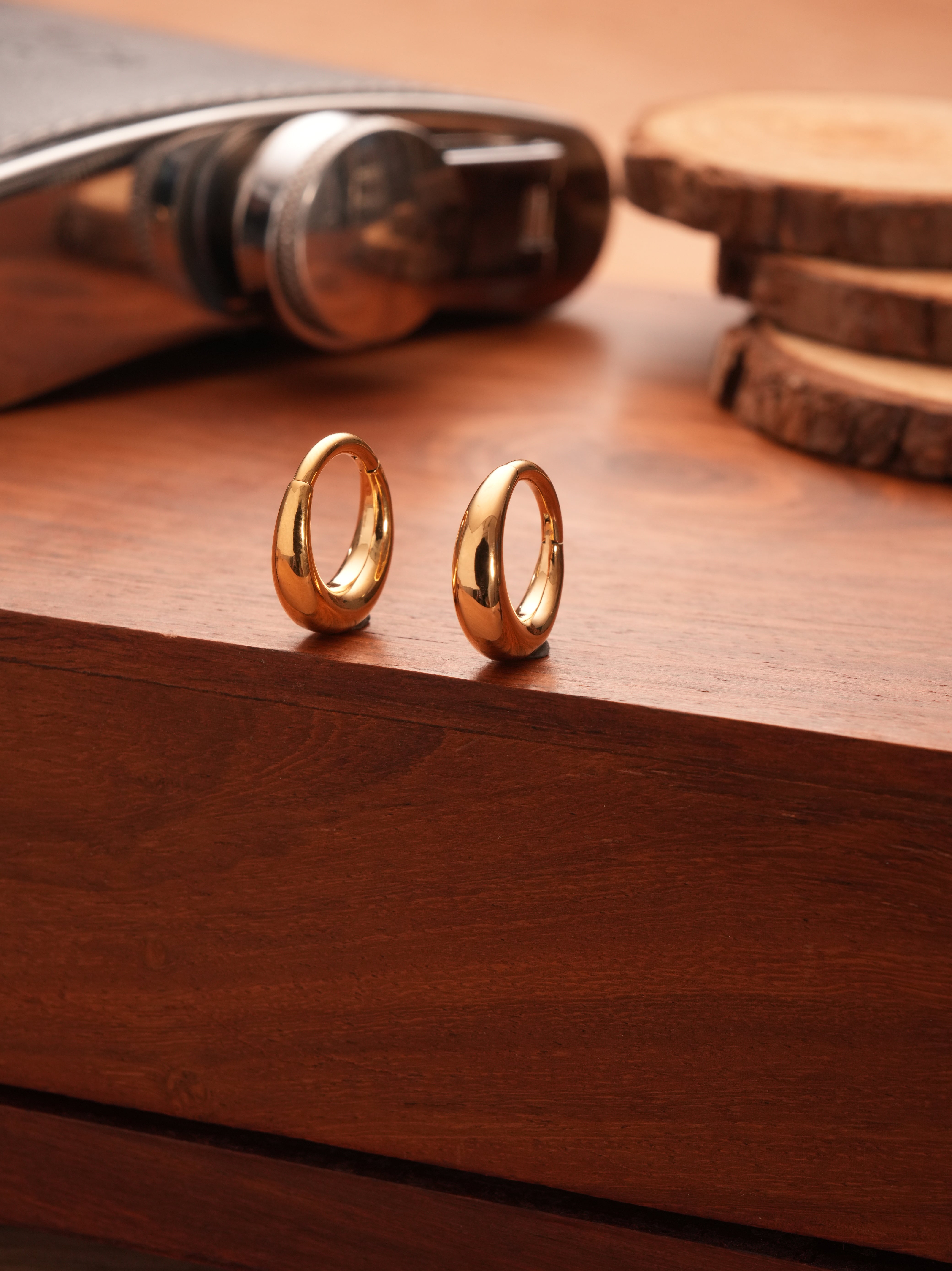 Core Hoop Earring Gold