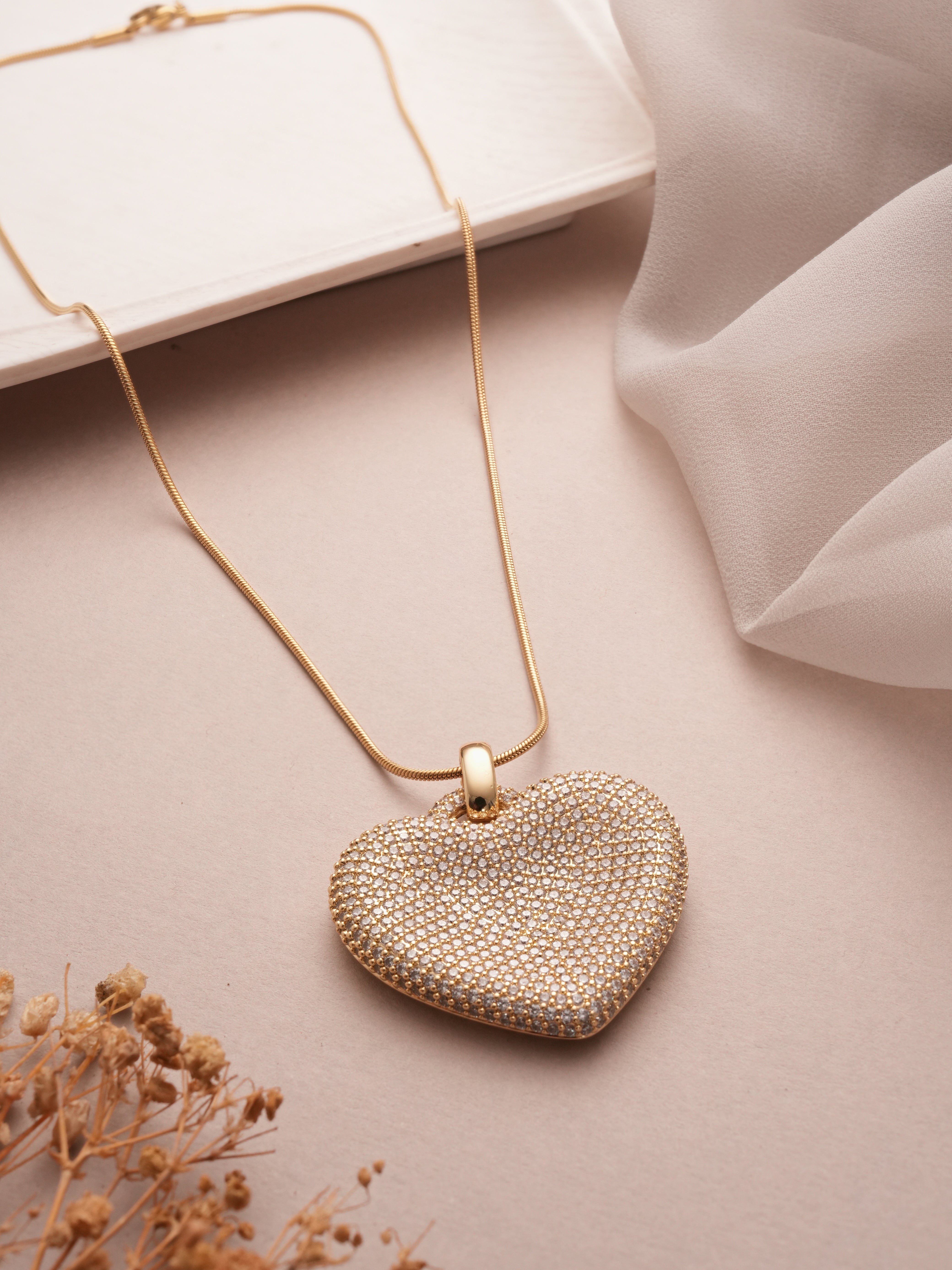 Cold Heart Pendant — 18K Gold Plated