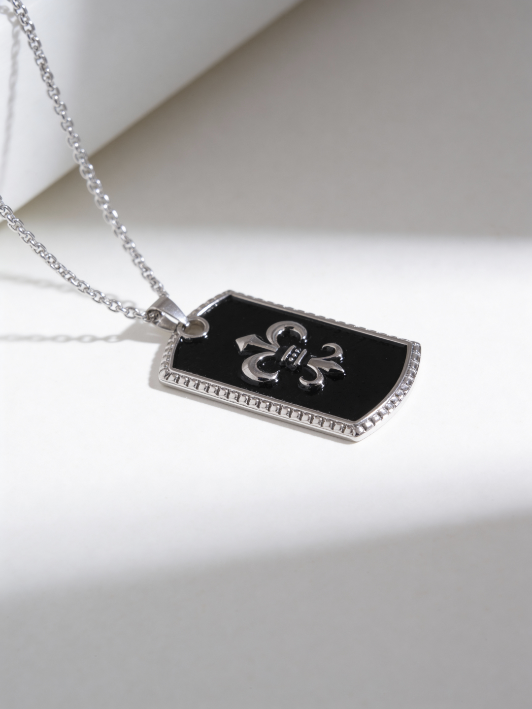 Noir Crest Pendant