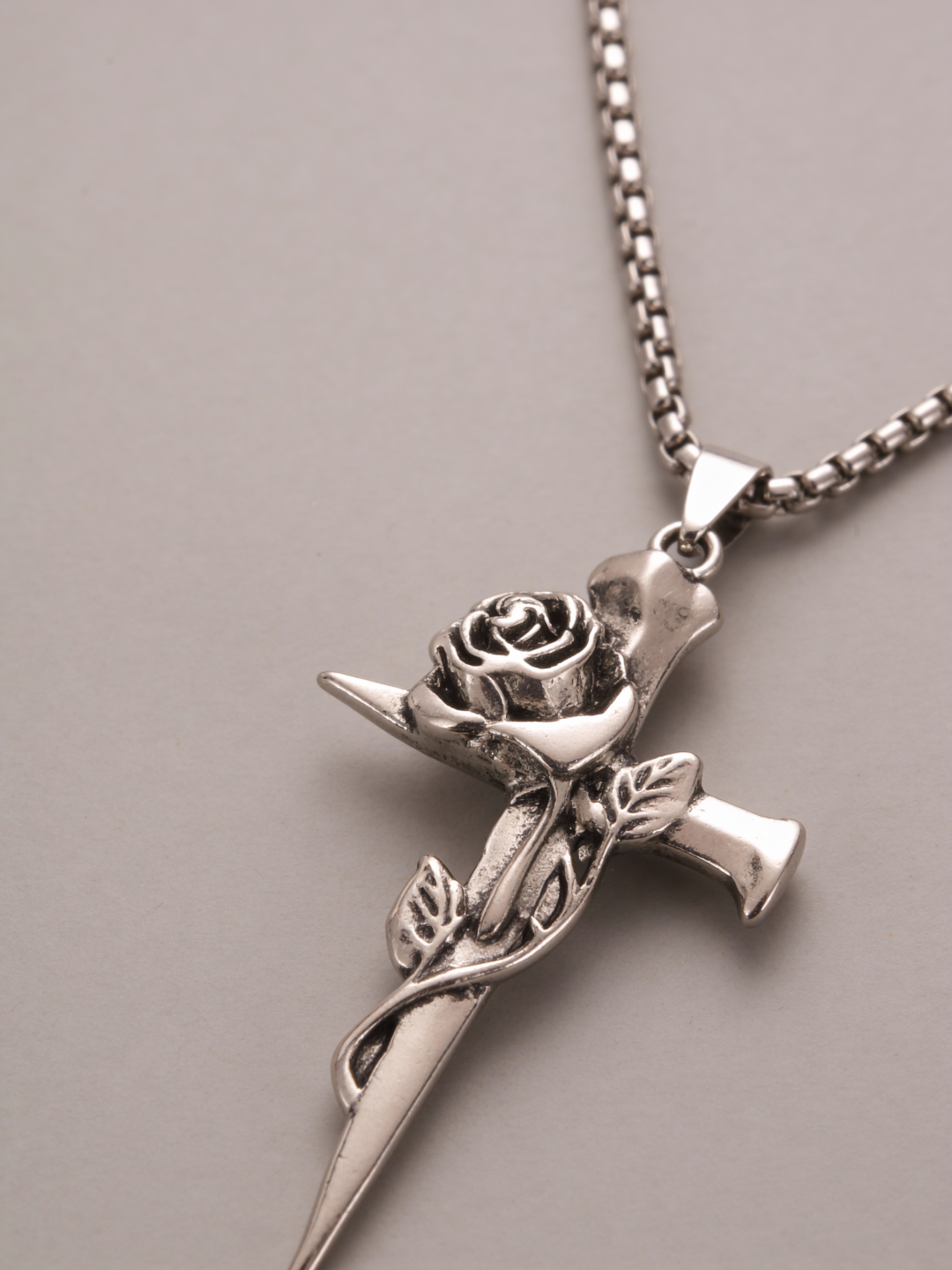 Thorned Faith Pendant