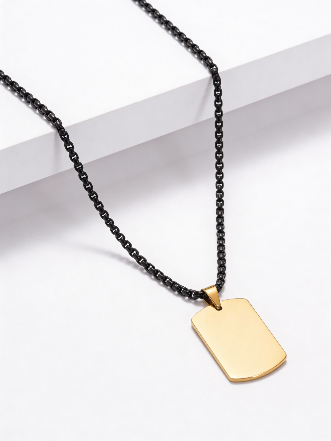 Aurum Tag Pendant Gold