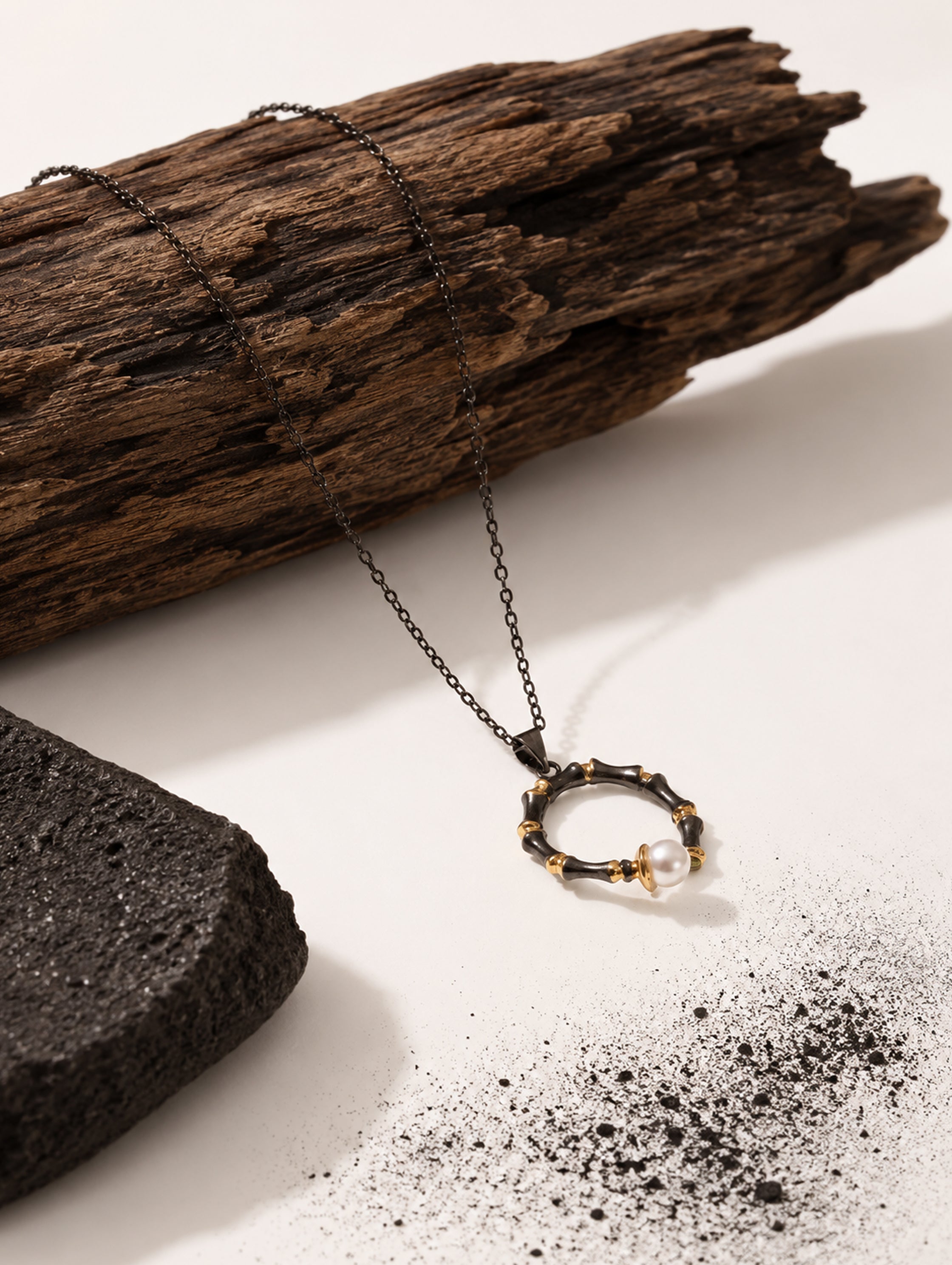 Eclipse Pearl Pendant