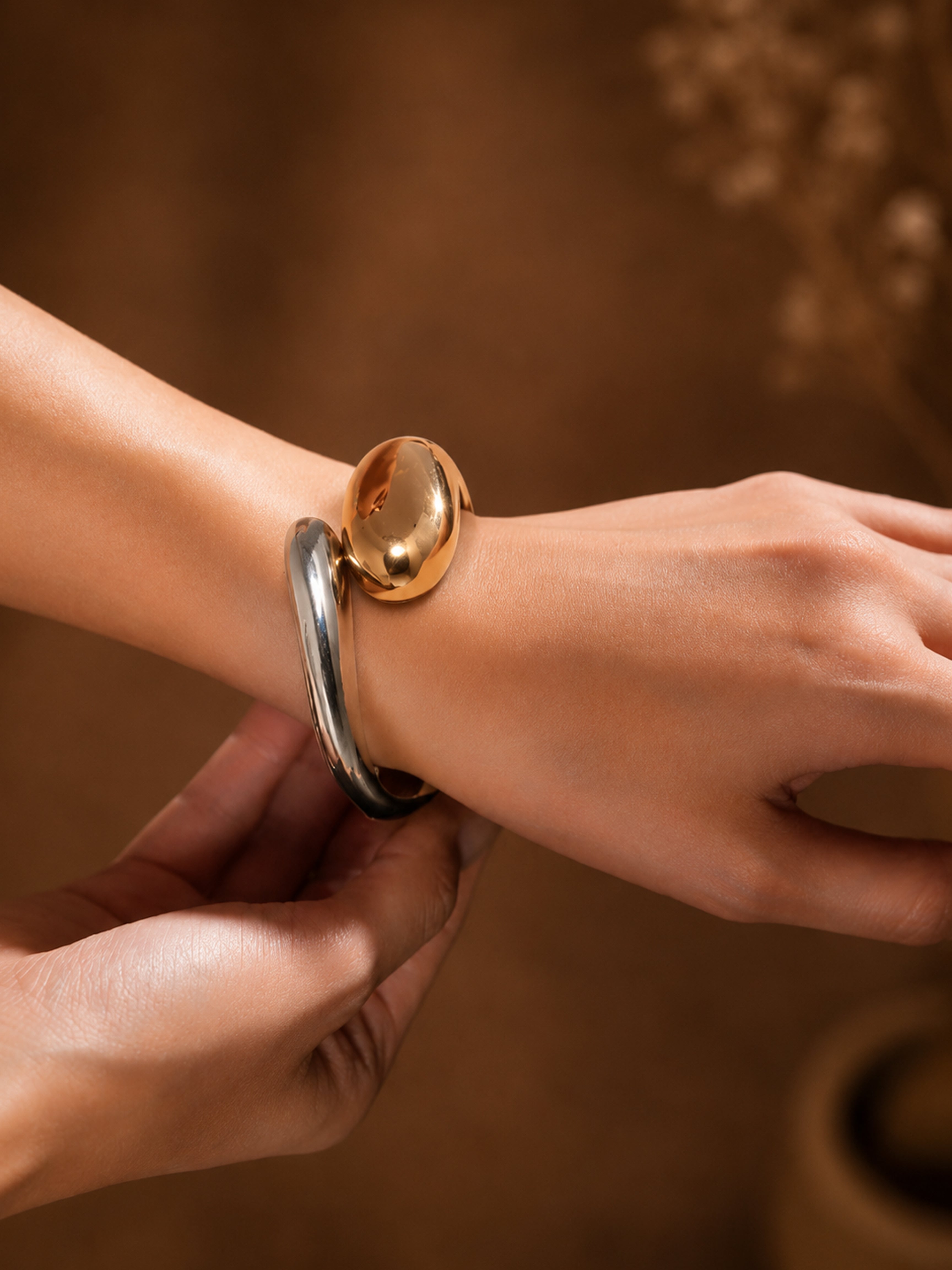 Dual Gleam Bangle