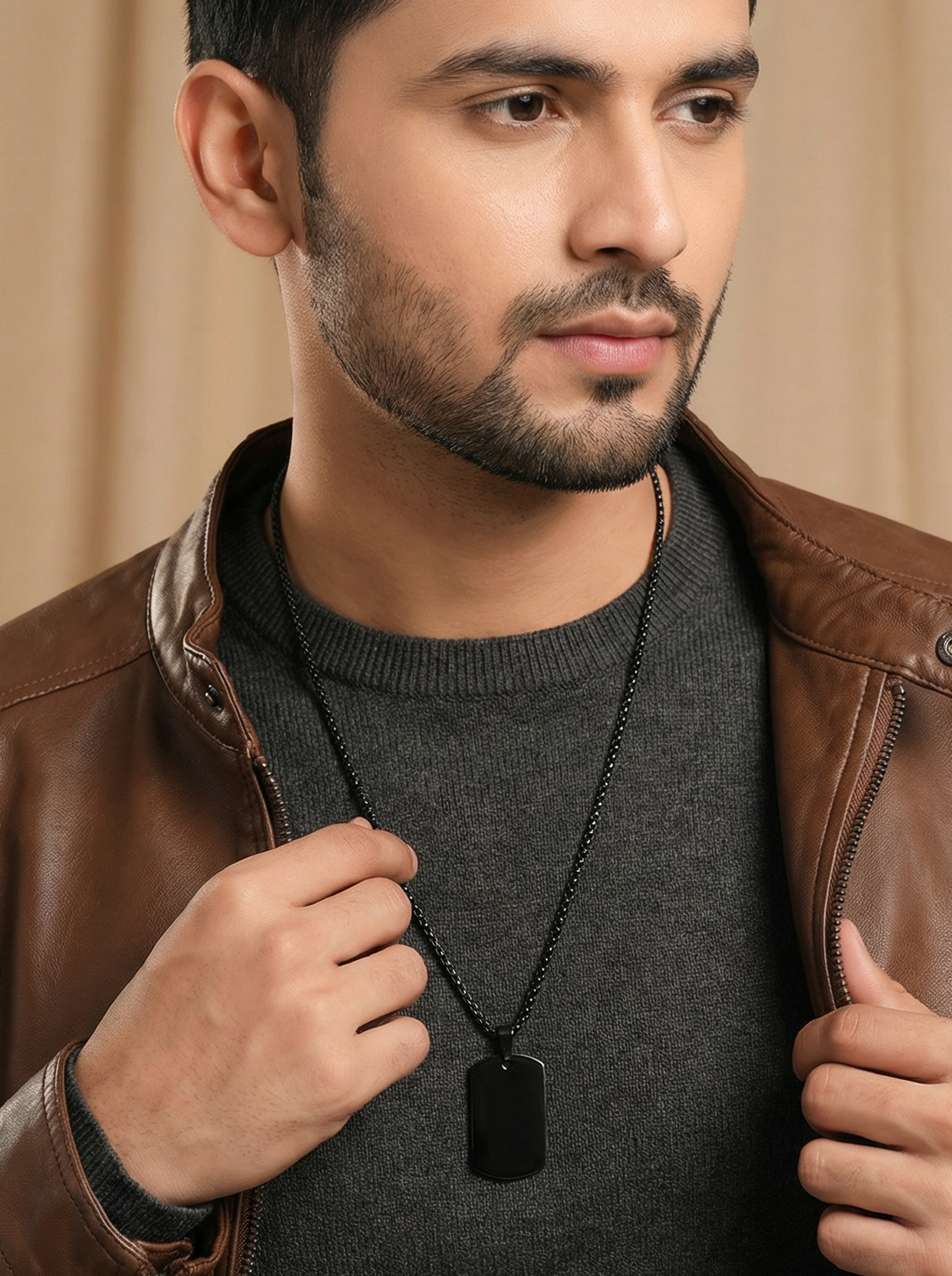 Aurum Tag Pendant Black