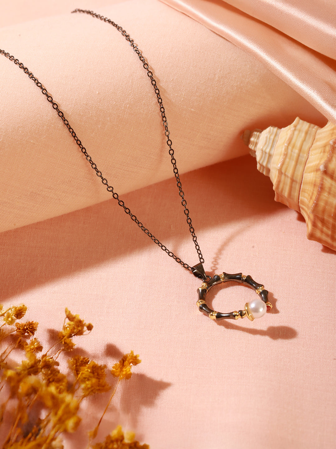 Eclipse Pearl Pendant