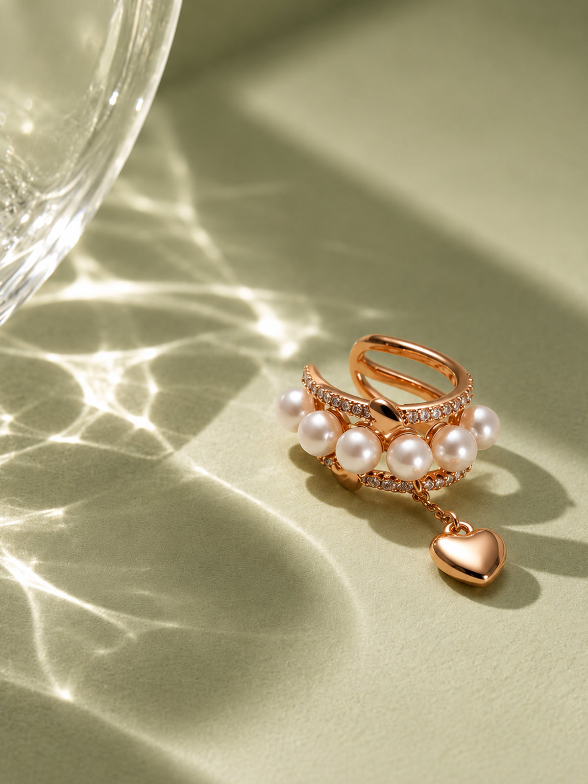 Pearl Kiss Cuff