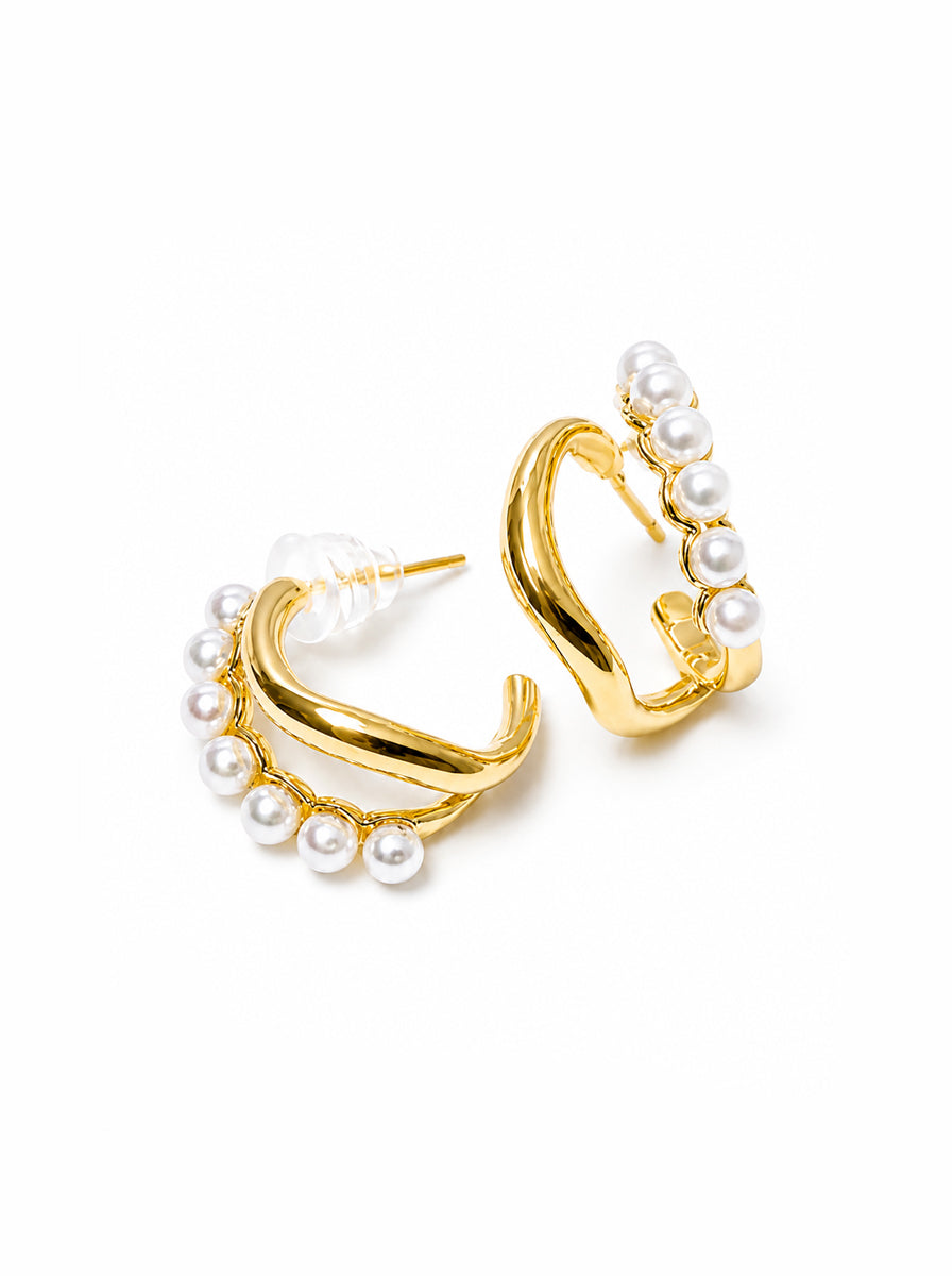 Eterna Pearl Earrings