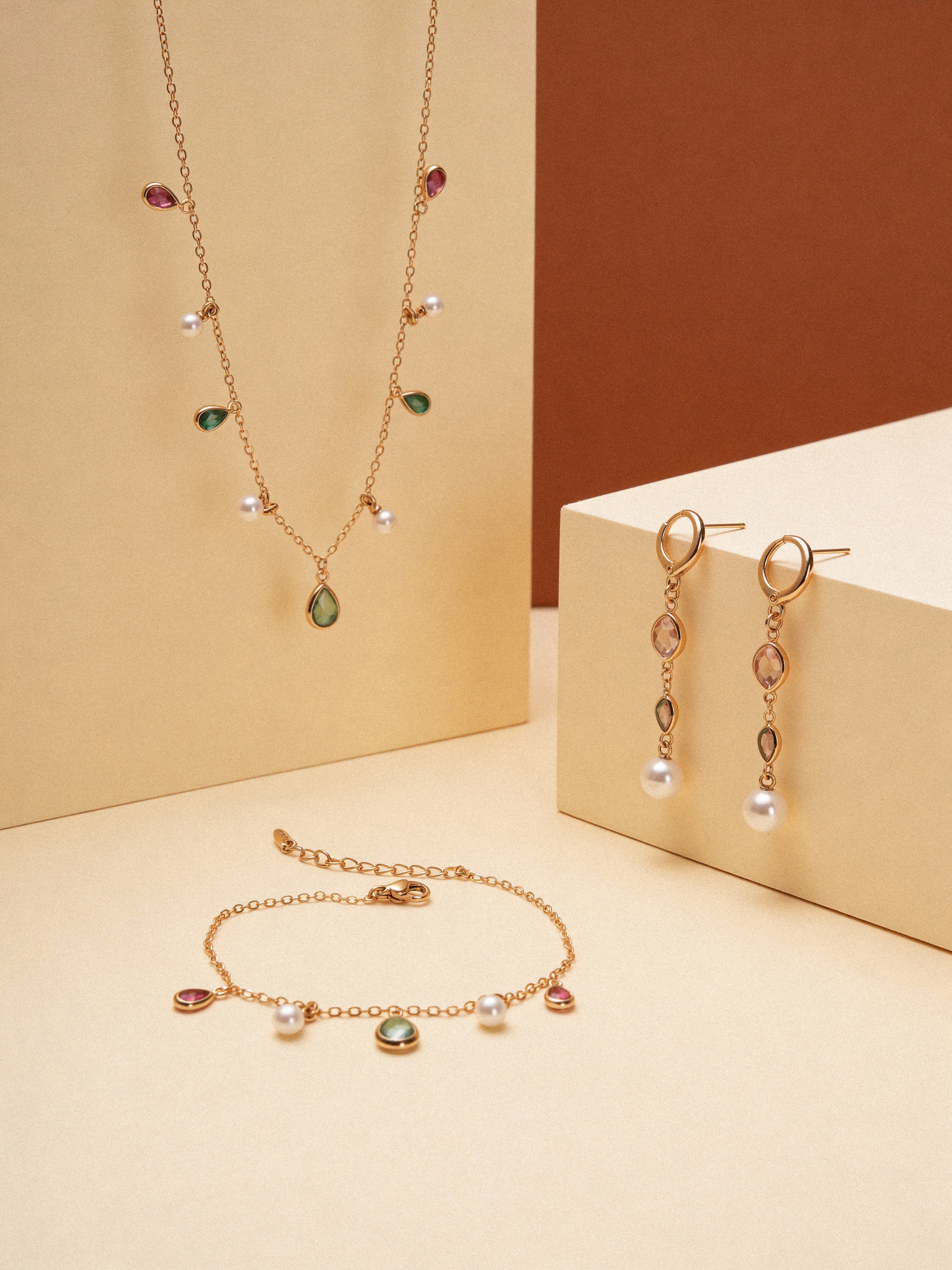 Celestia Pearl Drop Set