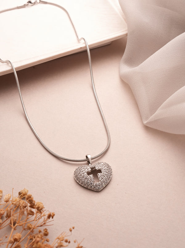 Cross My Heart Pendant— 18K Gold Plated