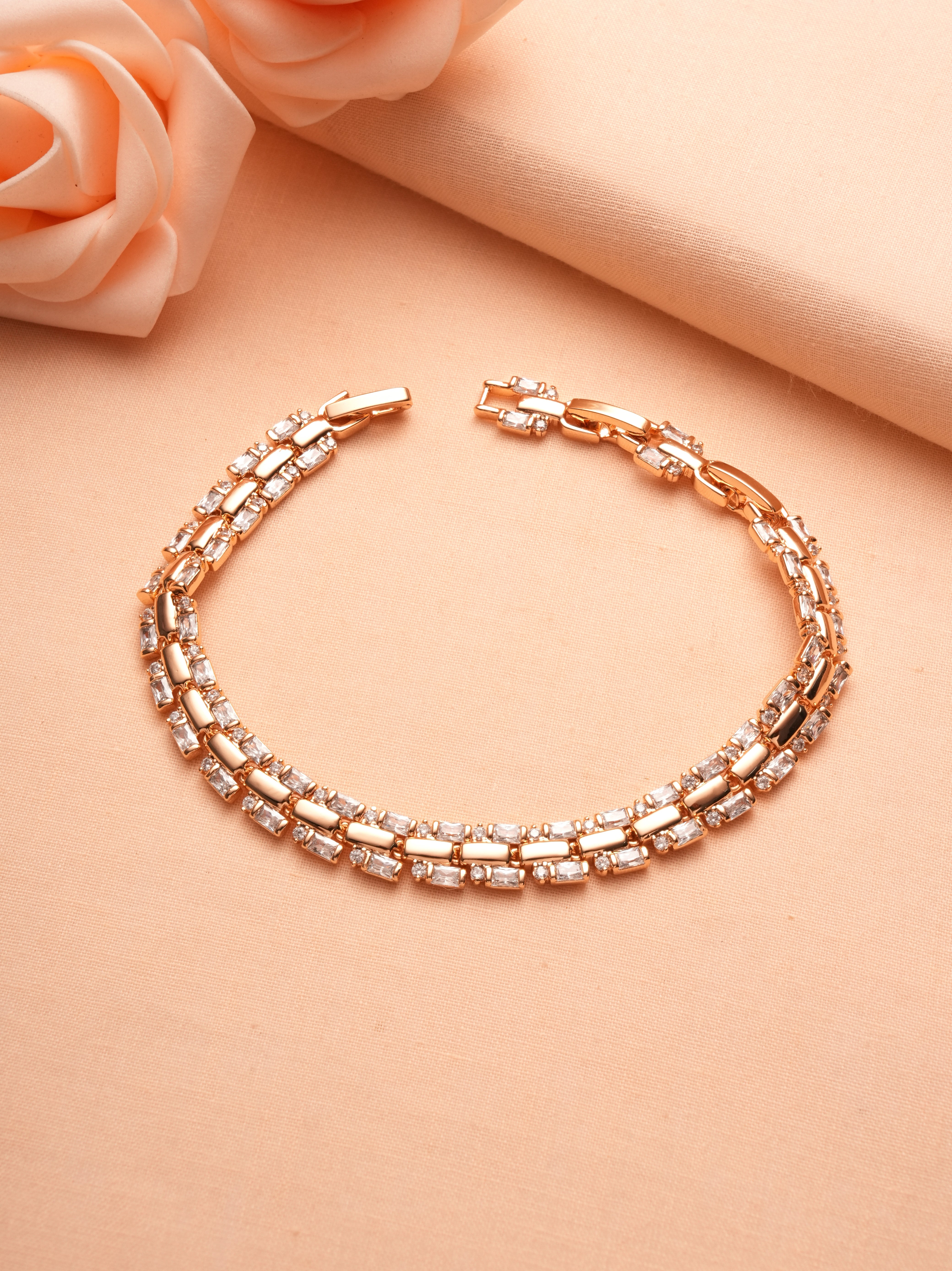 Signature Lumi Bracelet