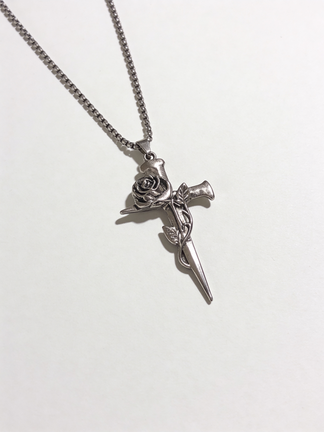 Thorned Faith Pendant