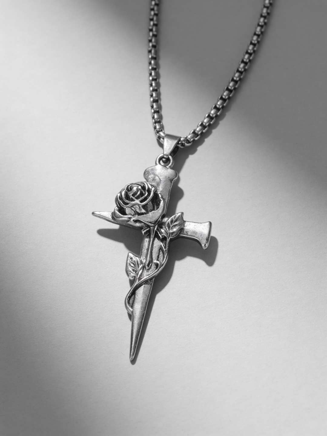 Thorned Faith Pendant