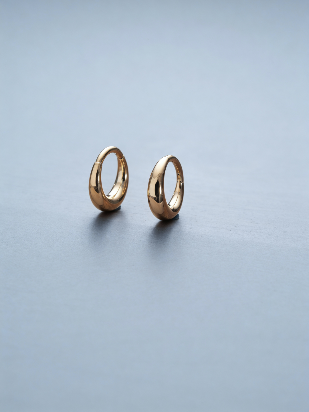 Core Hoop Earring Gold