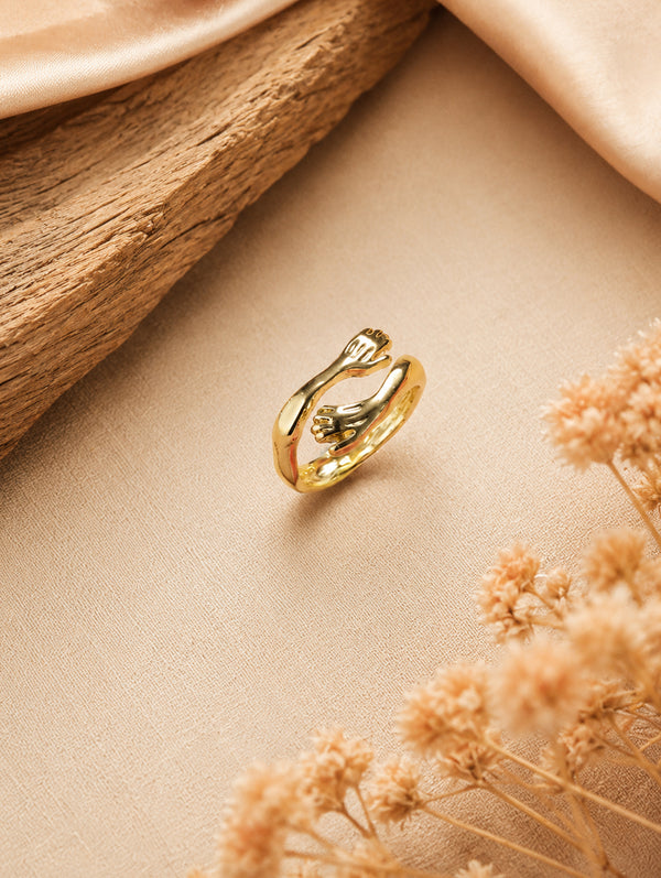 Hug Me Ring