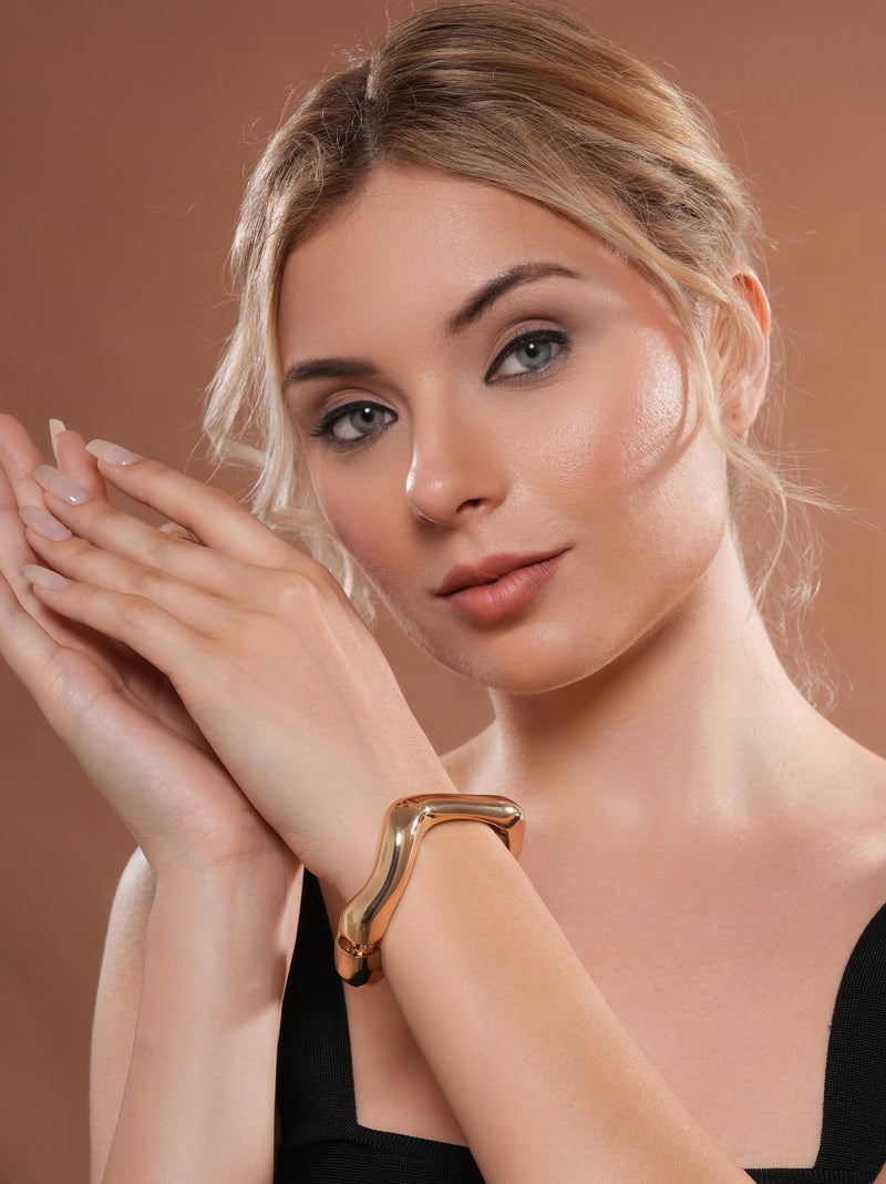 Sculpt Wave Bangle