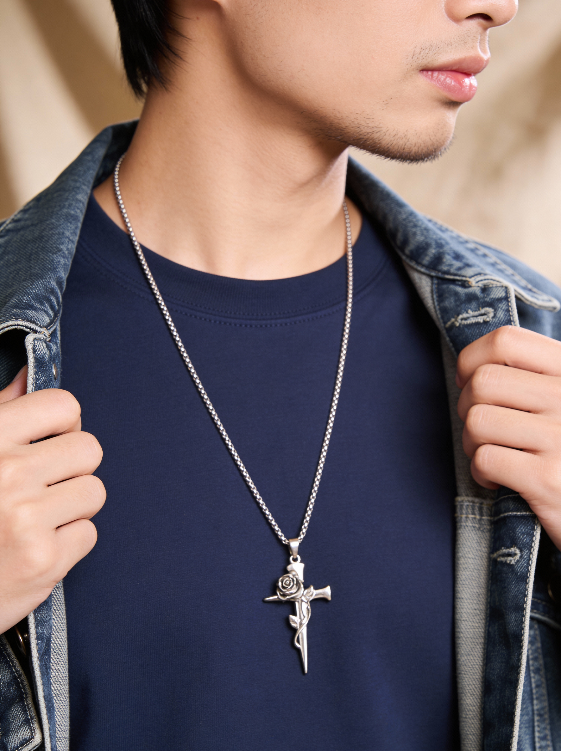 Thorned Faith Pendant