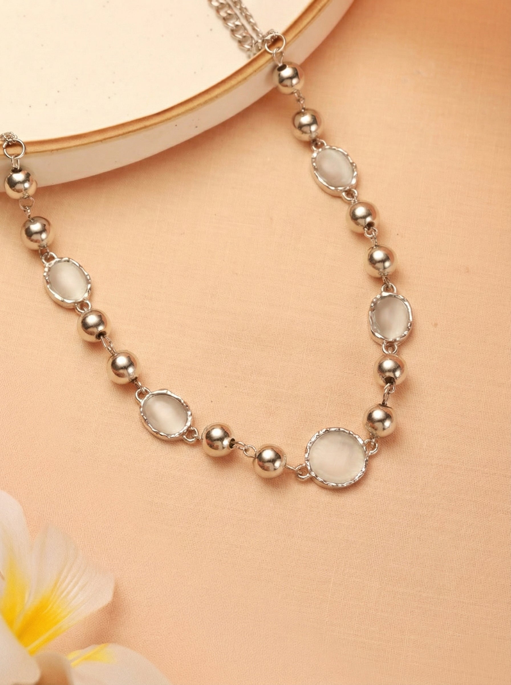 Silver Muse Necklace