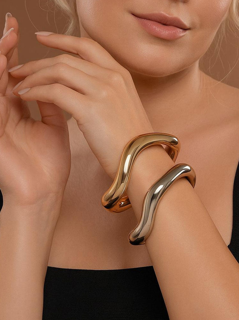 Sculpt Wave Bangle